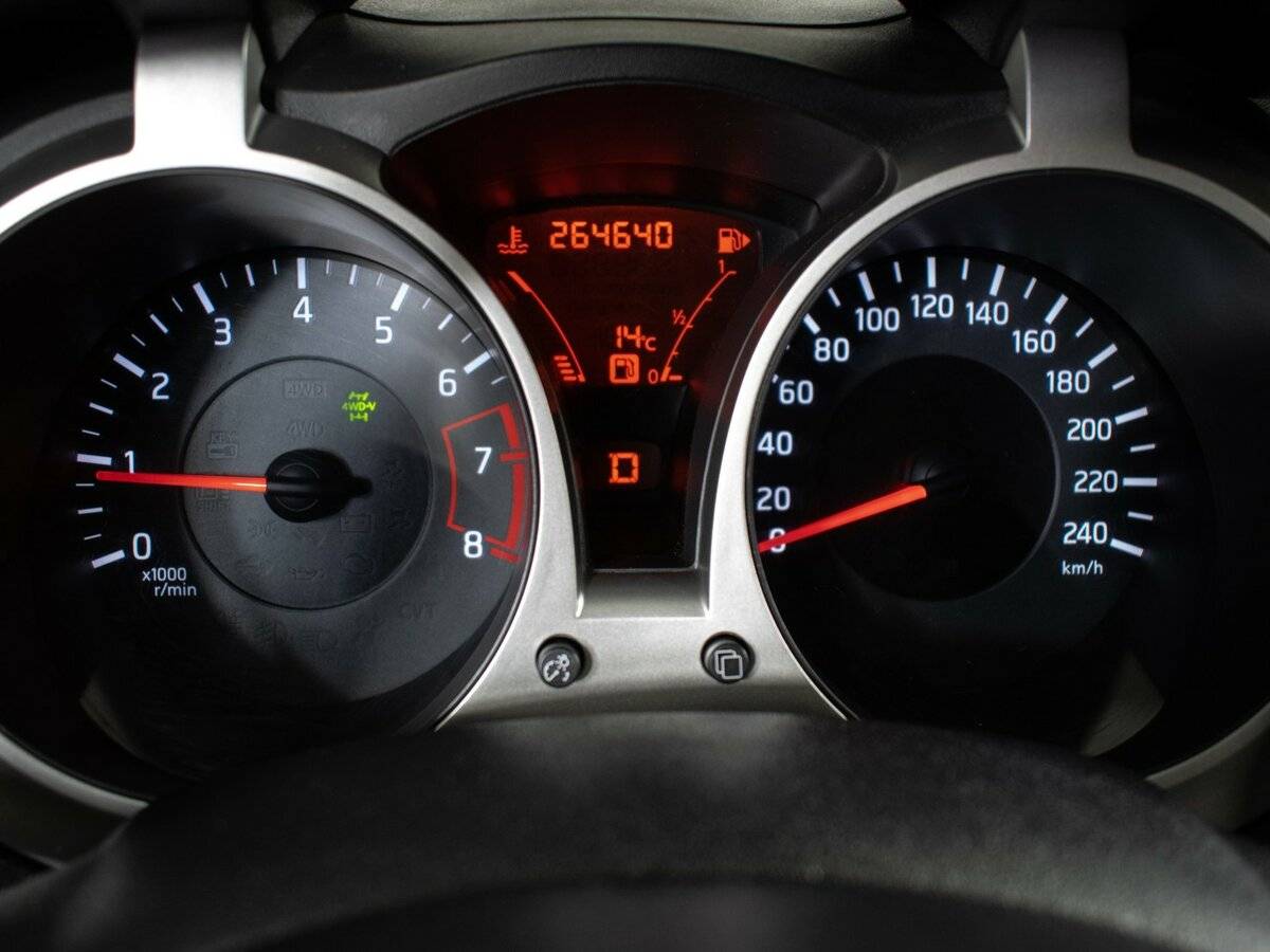 Купить Nissan Juke I, 2011, 264 637 км, фото №11