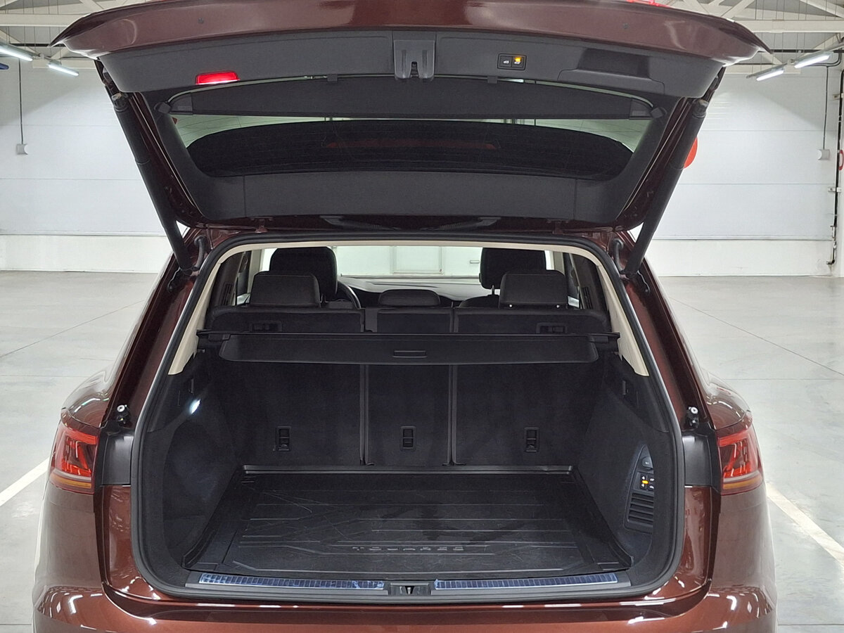 Купить Volkswagen Touareg III, 2020, 57 152 км, фото №10