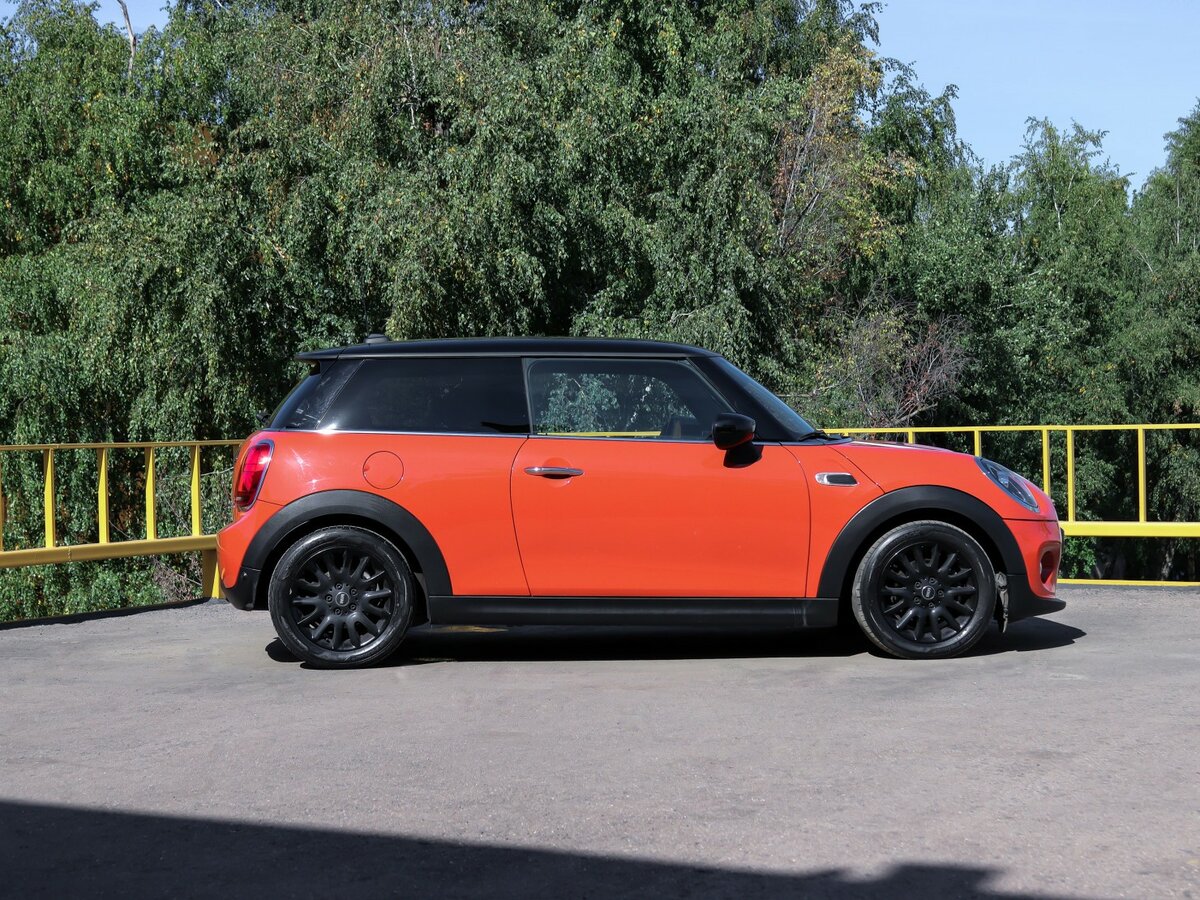 Mini Hatch