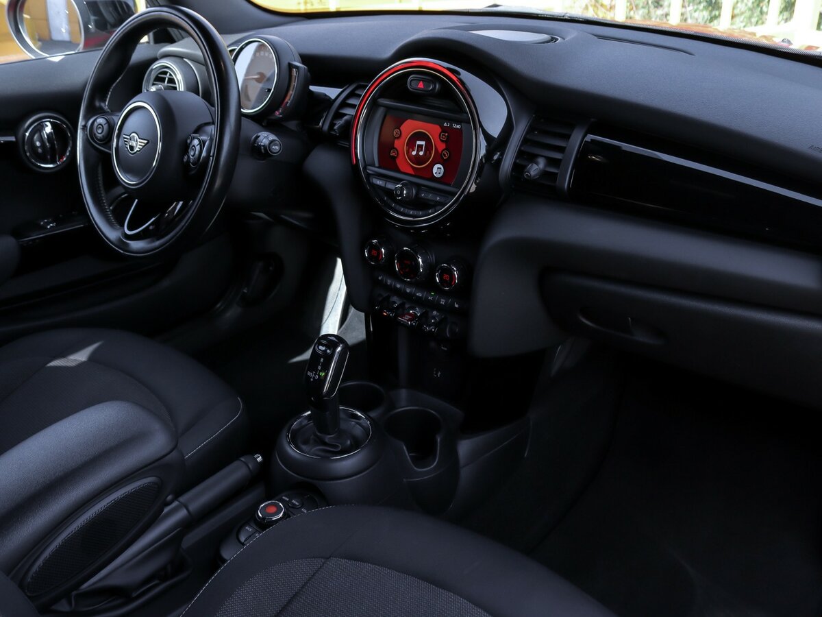 Купить Mini Hatch Cooper III (F55/F56) Рестайлинг, 2021, 62 544 км, фото №7