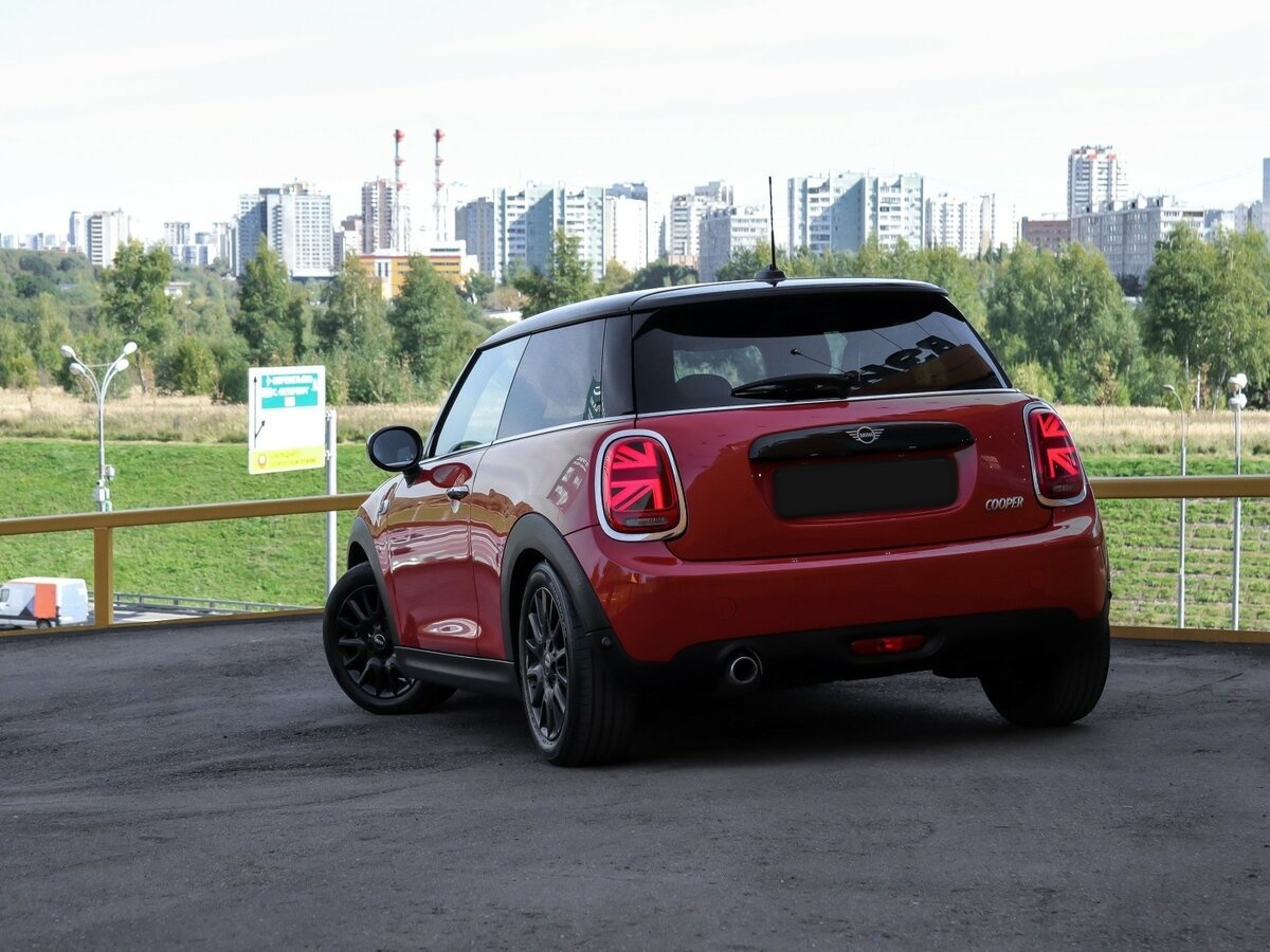 Купить Mini Hatch Cooper III (F55/F56) Рестайлинг, 2021, 62 544 км, фото №14