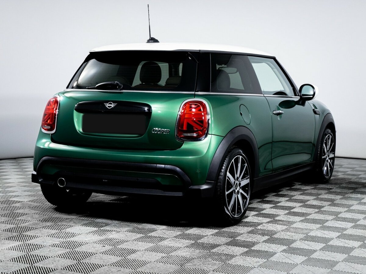 Купить Mini Hatch Cooper III (F55/F56) Рестайлинг 2, 2021, 63 178 км, фото №4