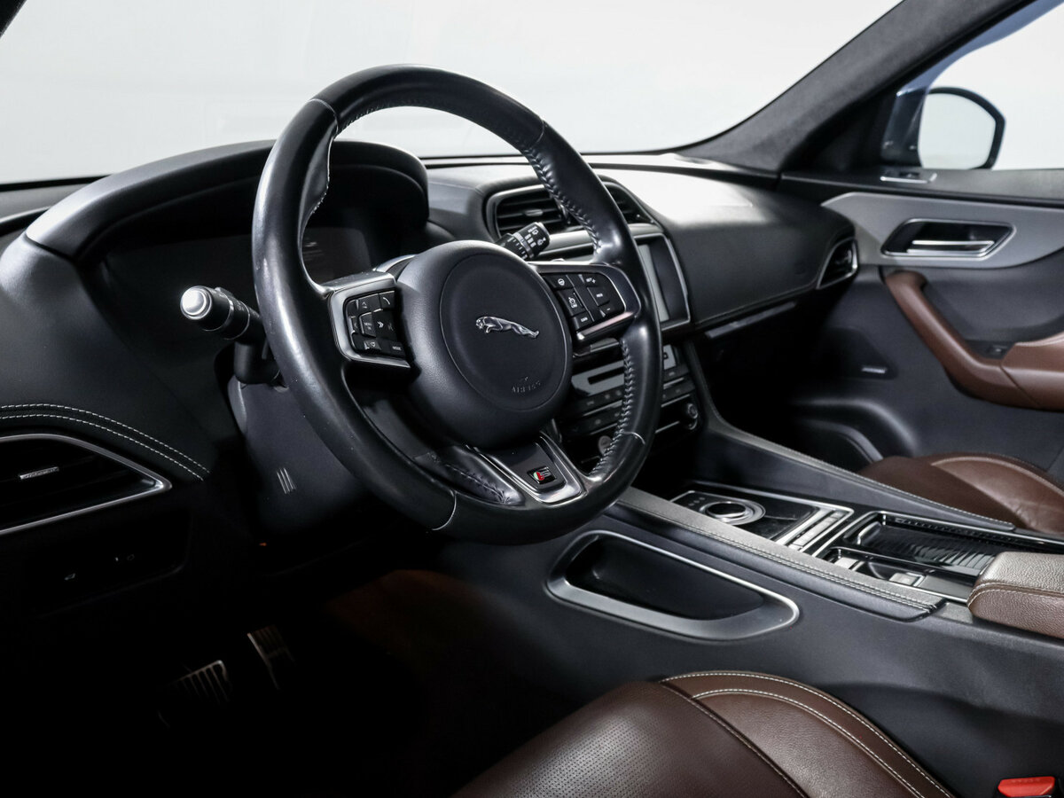 Купить Jaguar F-Pace I, 2016, 85 300 км, фото №14