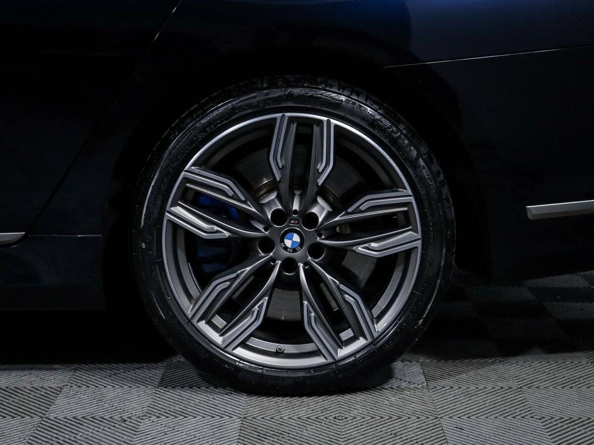 Купить BMW 7 серии Long M760Li xDrive VI (G11/G12) Рестайлинг, 2021, 120 306 км, фото №13