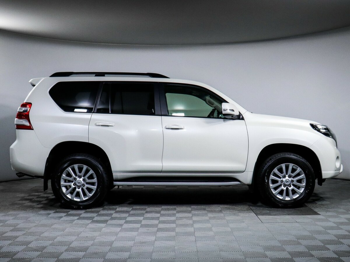 Купить Toyota Land Cruiser Prado 6-speed 150 Series Рестайлинг 1, 2015, 73 968 км, фото №4