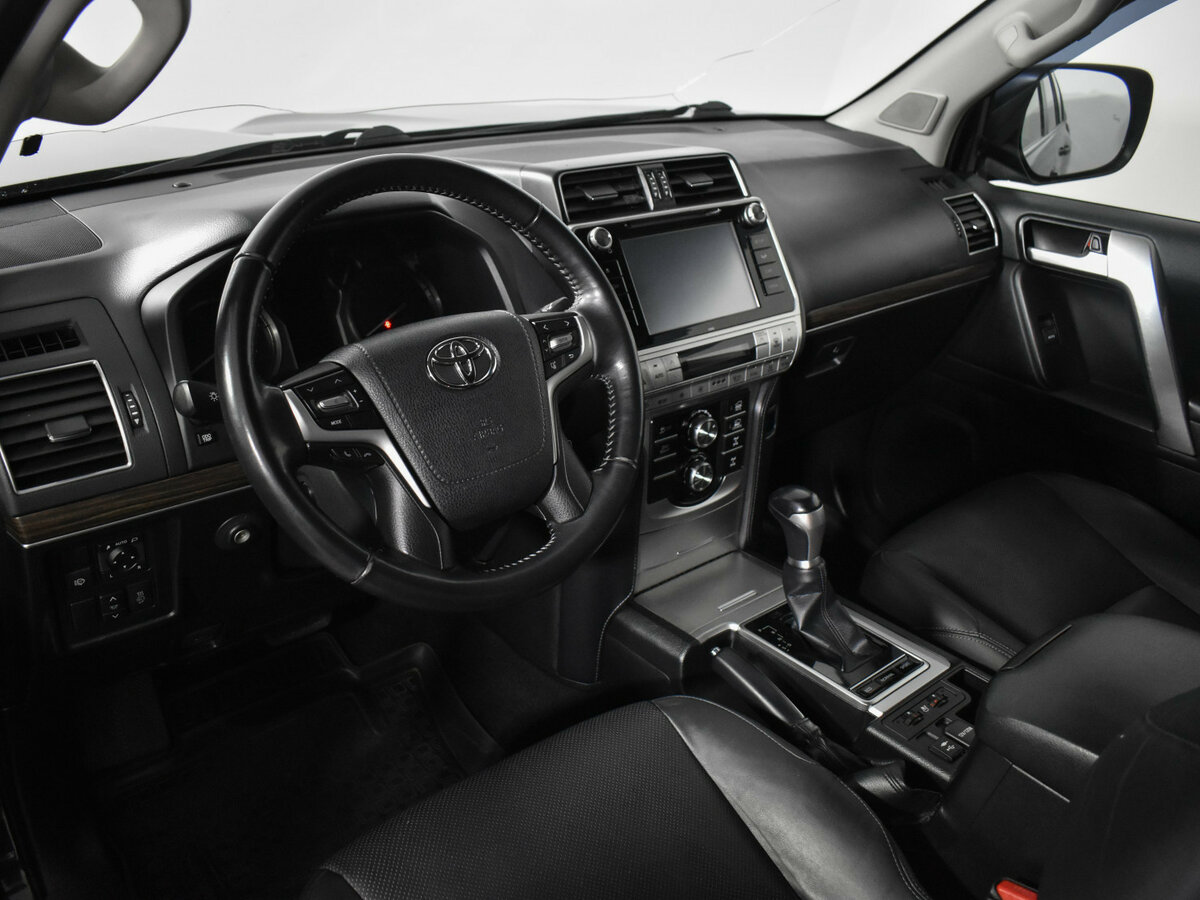 Купить Toyota Land Cruiser Prado 150 Series Рестайлинг 2, 2018, 165 805 км, фото №9