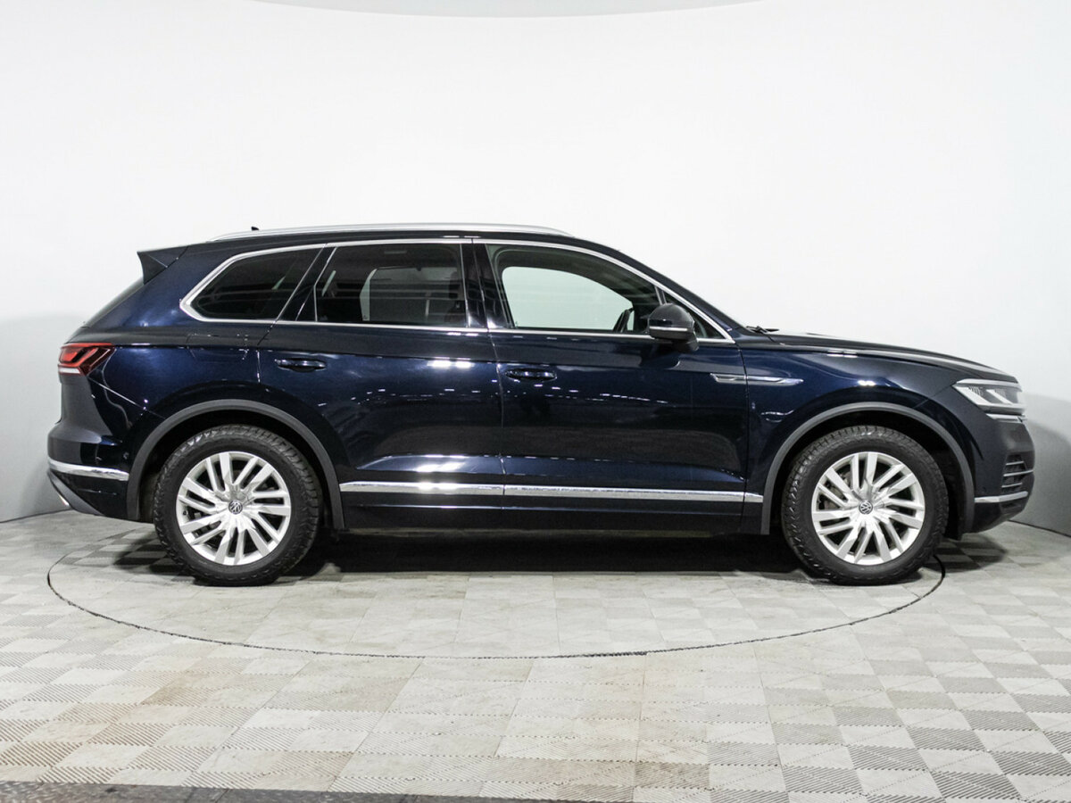 Купить Volkswagen Touareg III, 2019, 108 829 км, фото №4