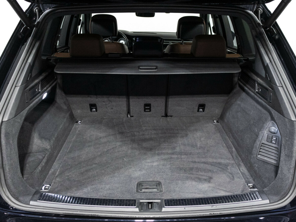 Купить Volkswagen Touareg III, 2019, 108 829 км, фото №14