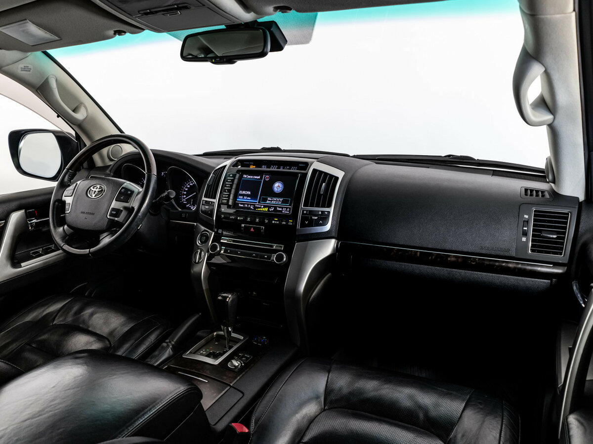 Купить Toyota Land Cruiser 200 Series Рестайлинг 1, 2012, 222 767 км, фото №7
