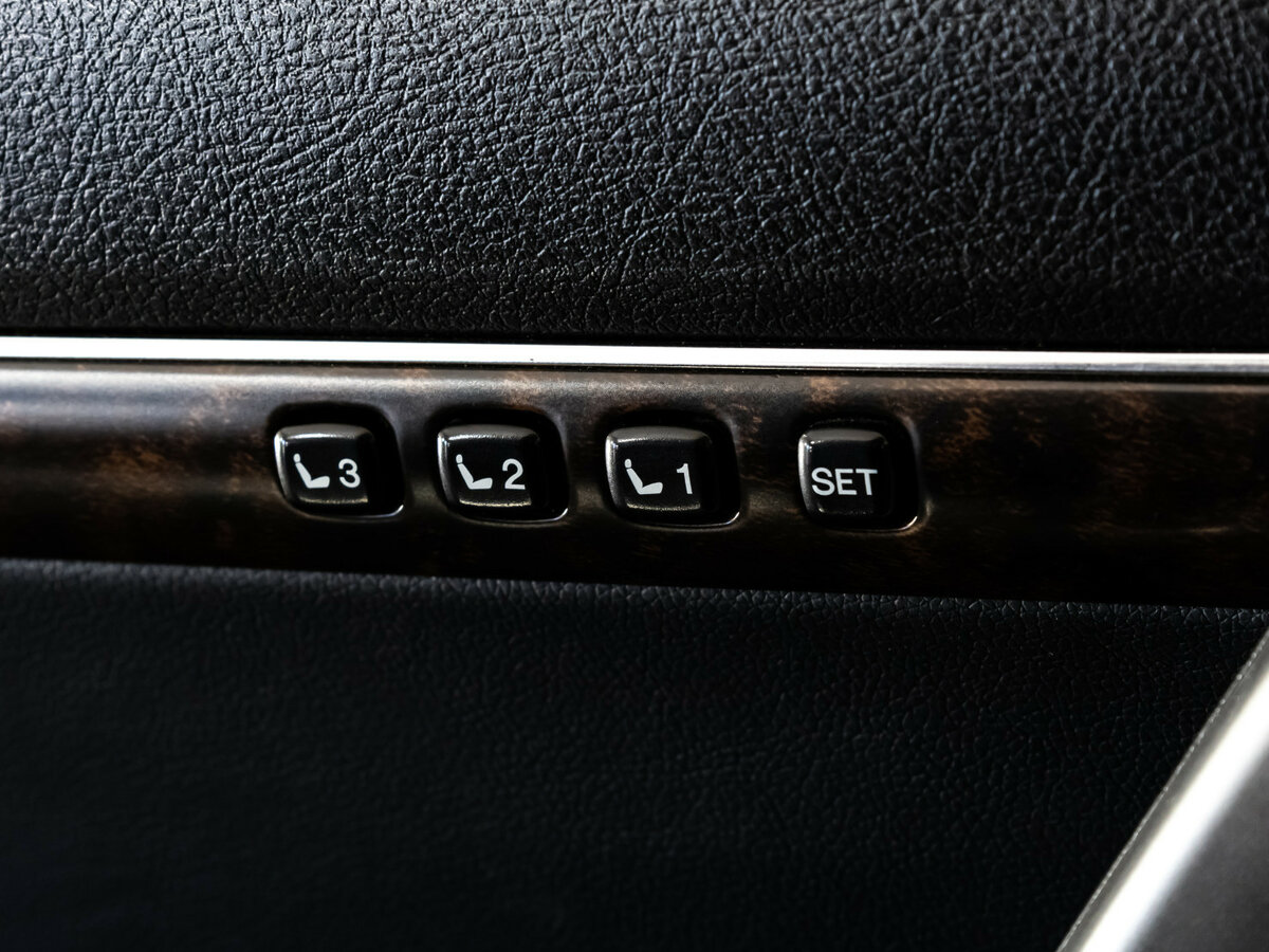 Купить Toyota Land Cruiser 200 Series Рестайлинг 1, 2012, 222 767 км, фото №14