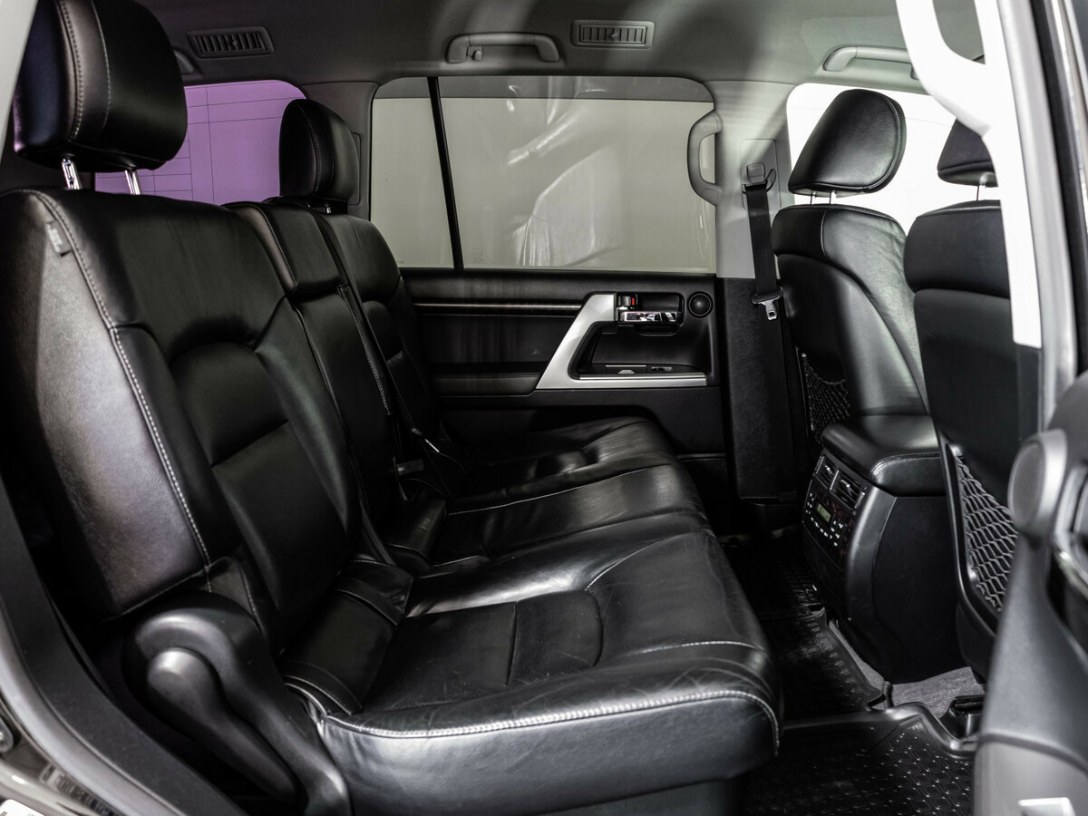 Купить Toyota Land Cruiser 200 Series Рестайлинг 1, 2012, 222 767 км, фото №19