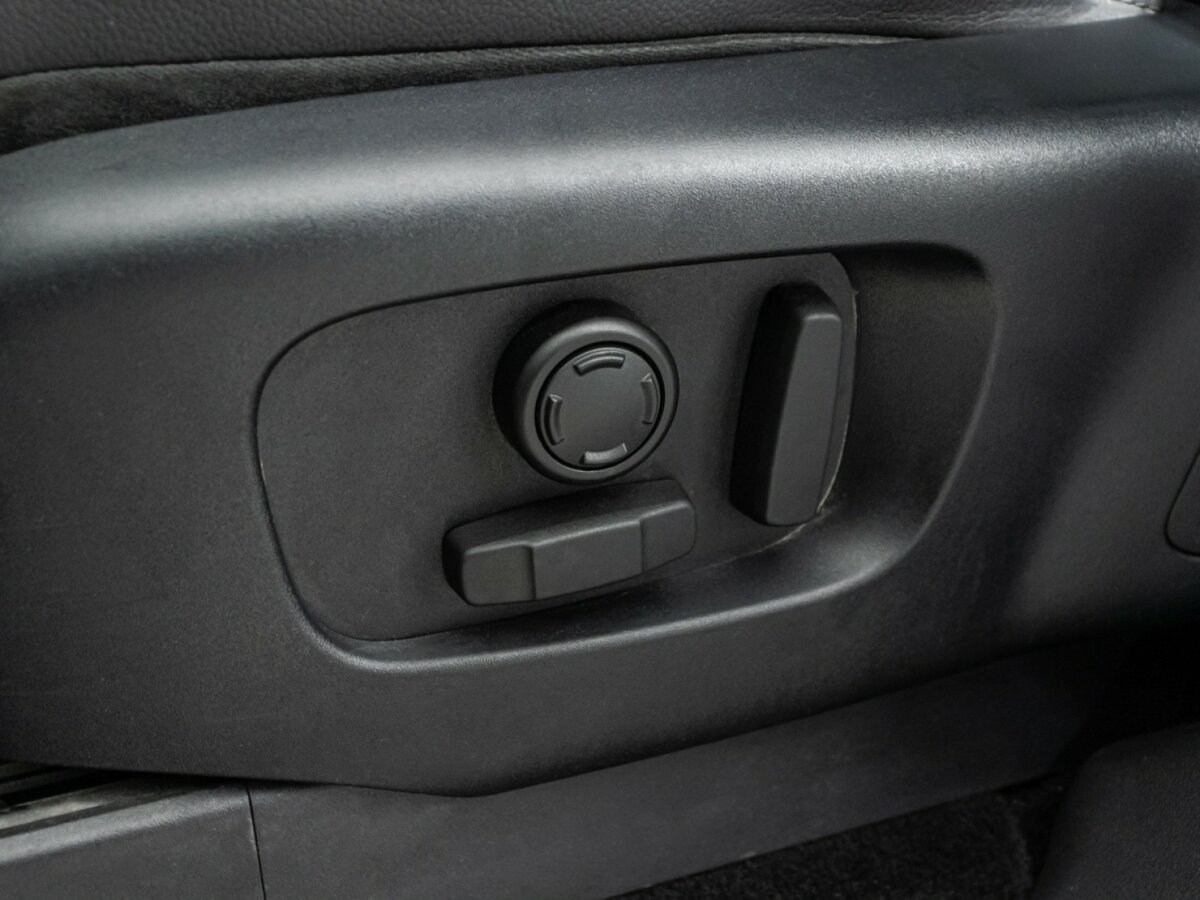 Купить Land Rover Discovery V, 2017, 127 921 км, фото №19