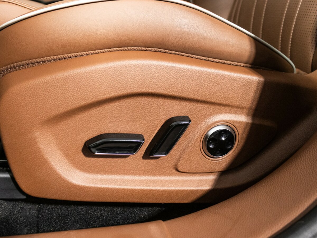 Купить Voyah Free I Рестайлинг, 2023, 18 264 км, фото №15