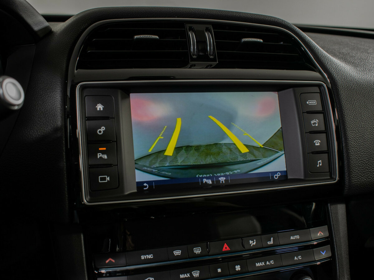 Купить Jaguar F-Pace I, 2017, 108 000 км, фото №16