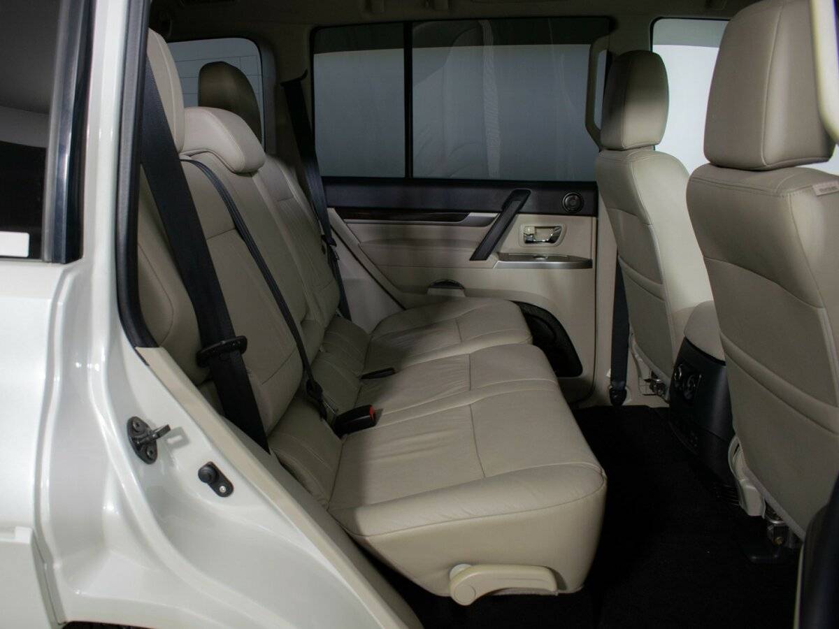 Купить Mitsubishi Pajero IV Рестайлинг 2, 2019, 30 427 км, фото №10