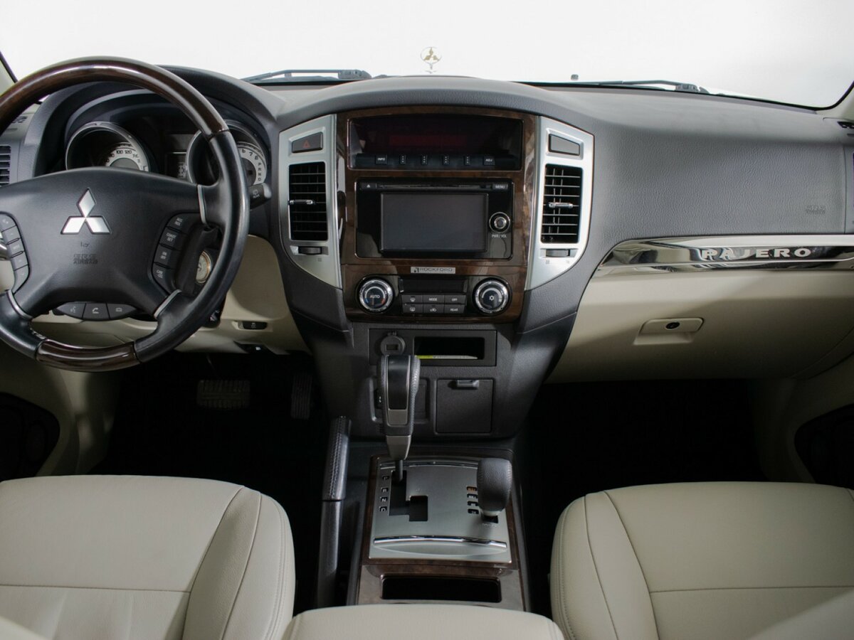 Купить Mitsubishi Pajero IV Рестайлинг 2, 2019, 30 427 км, фото №11