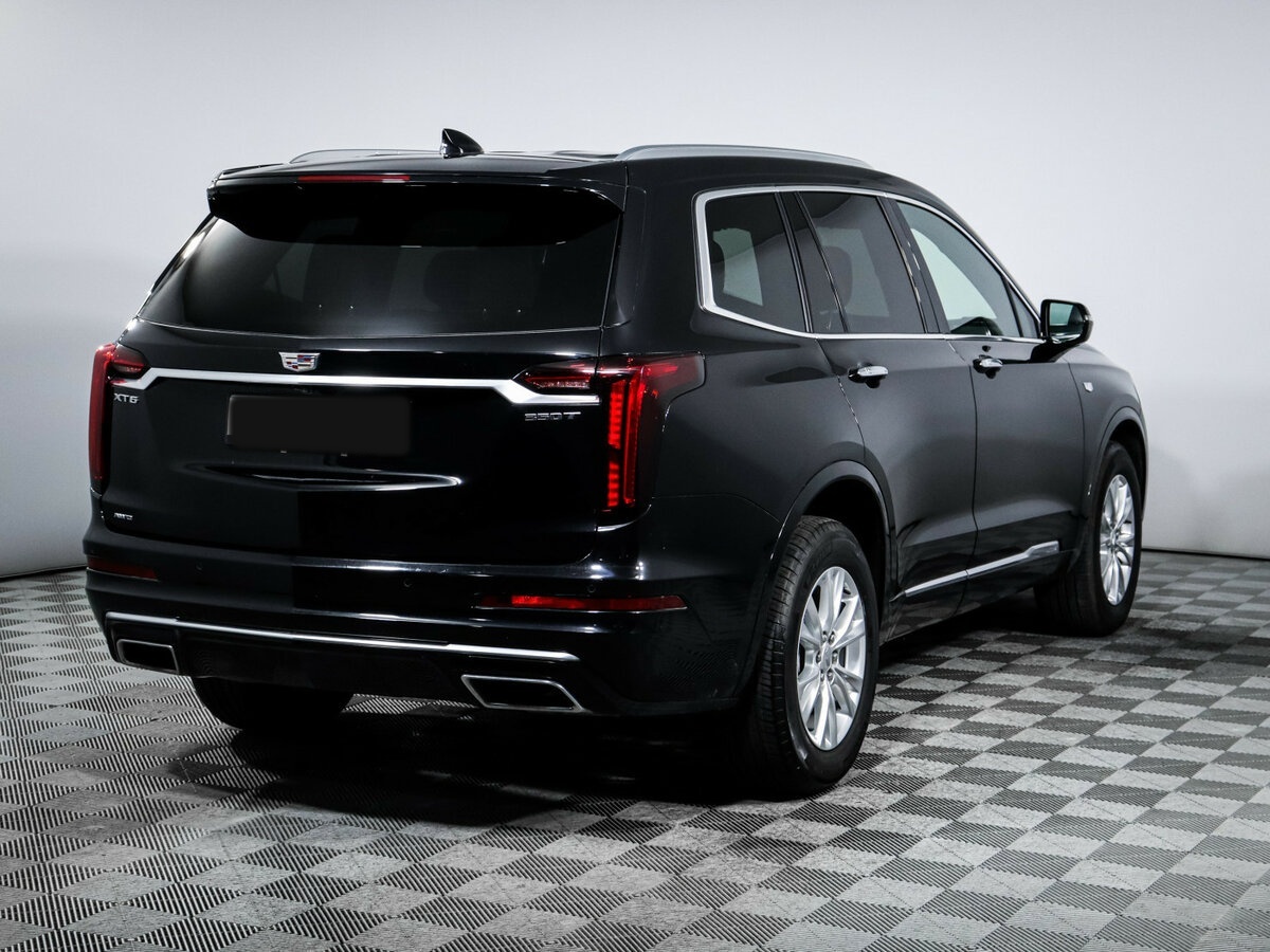 Cadillac XT6