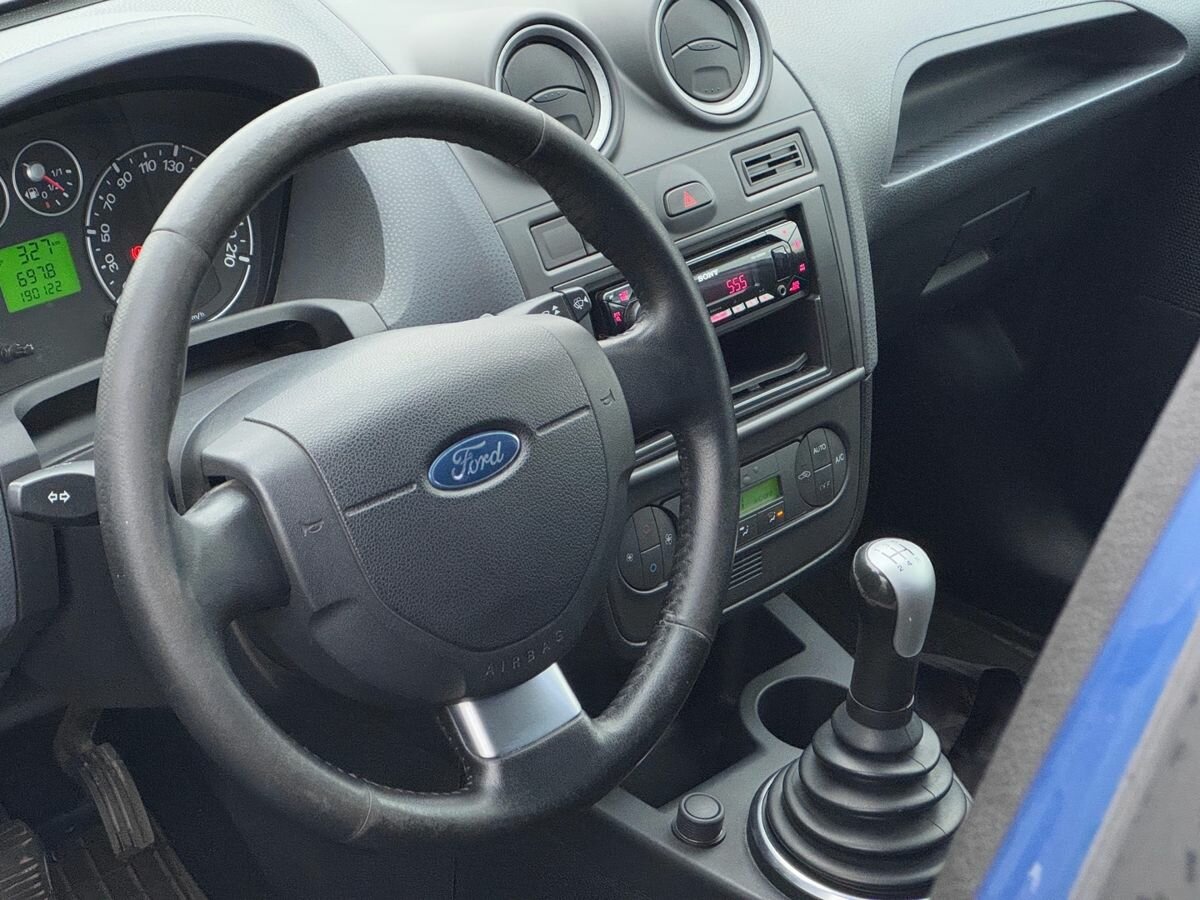 Купить Ford Fiesta Mk5, 2007, 190 121 км, фото №11