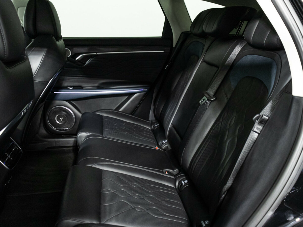 Купить Voyah Free I Рестайлинг, 2023, 17 520 км, фото №10