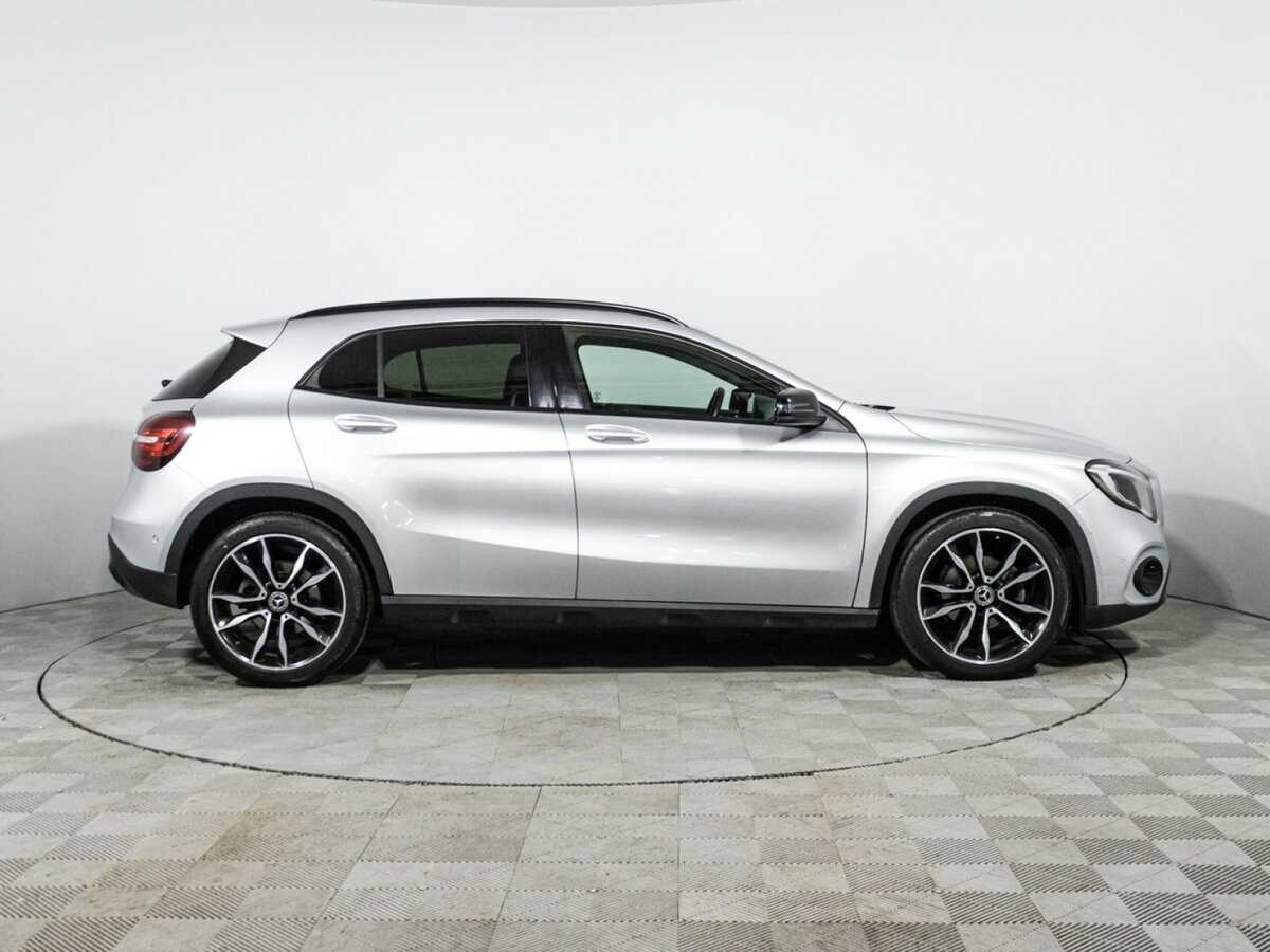 Купить Mercedes-Benz GLA 200 I (X156) Рестайлинг, 2019, 117 000 км, фото №4