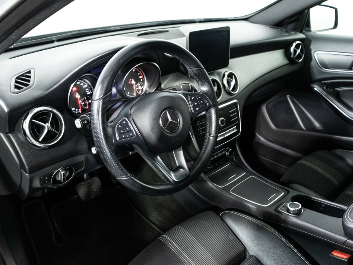 Купить Mercedes-Benz GLA 200 I (X156) Рестайлинг, 2019, 117 000 км, фото №10