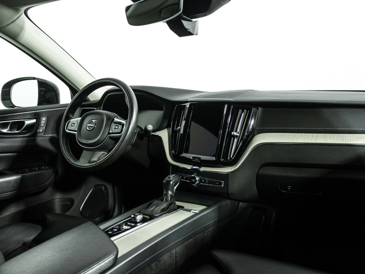 Купить Volvo XC60 II, 2020, 90 653 км, фото №7