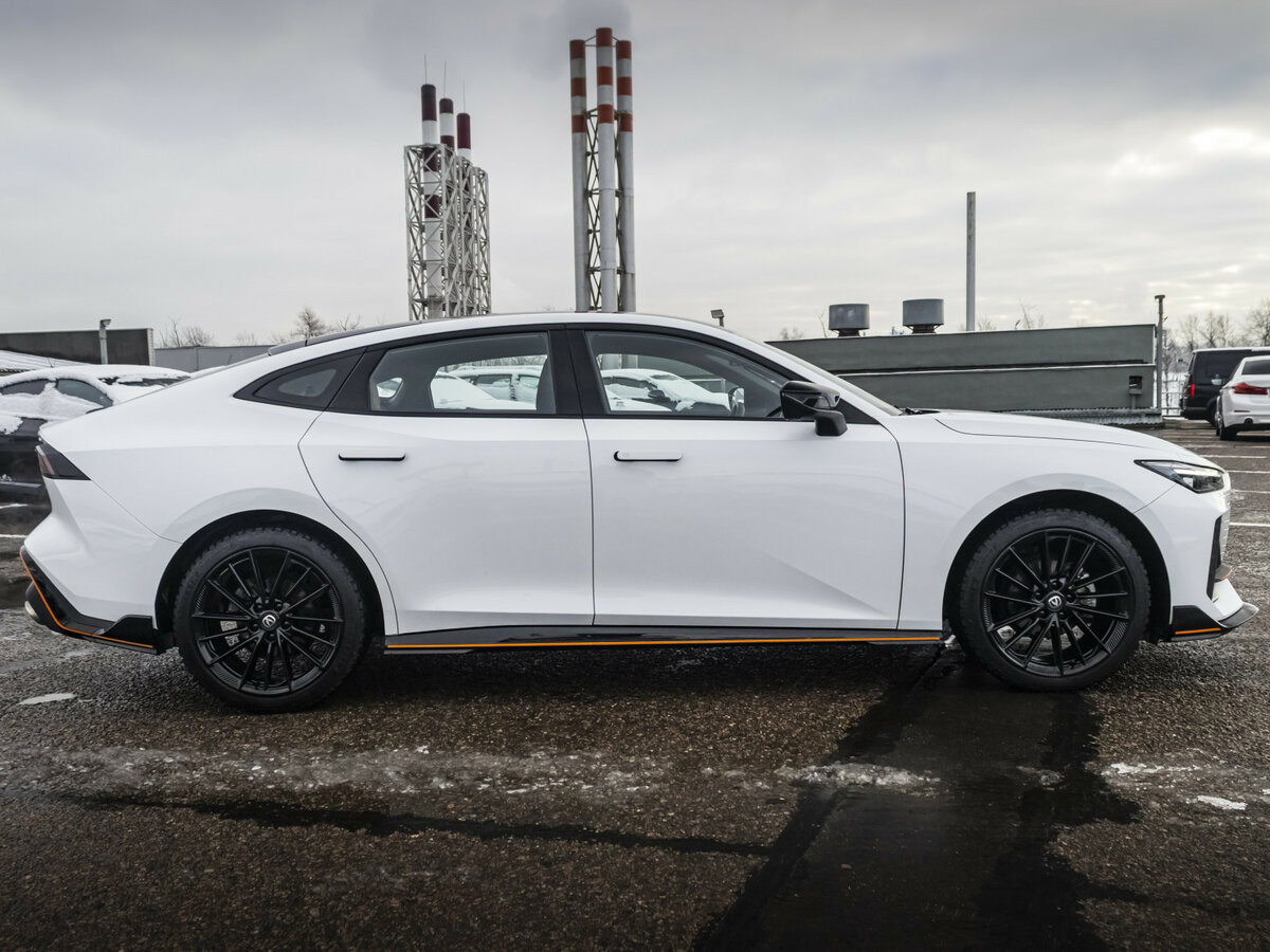 Купить Changan UNI-V I, 2023, 15 252 км, фото №5