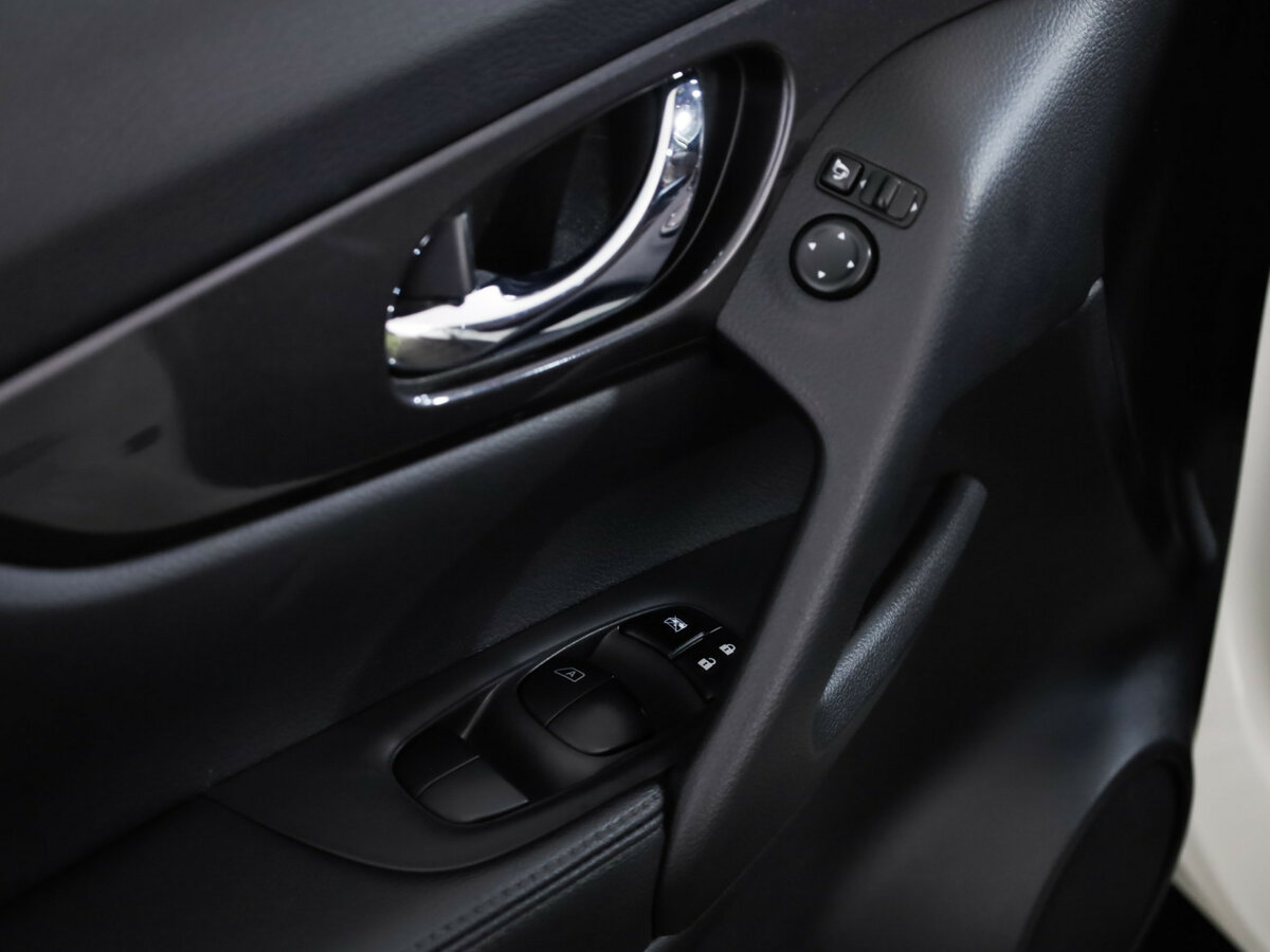 Купить Nissan X-Trail III Рестайлинг, 2021, 105 929 км, фото №13