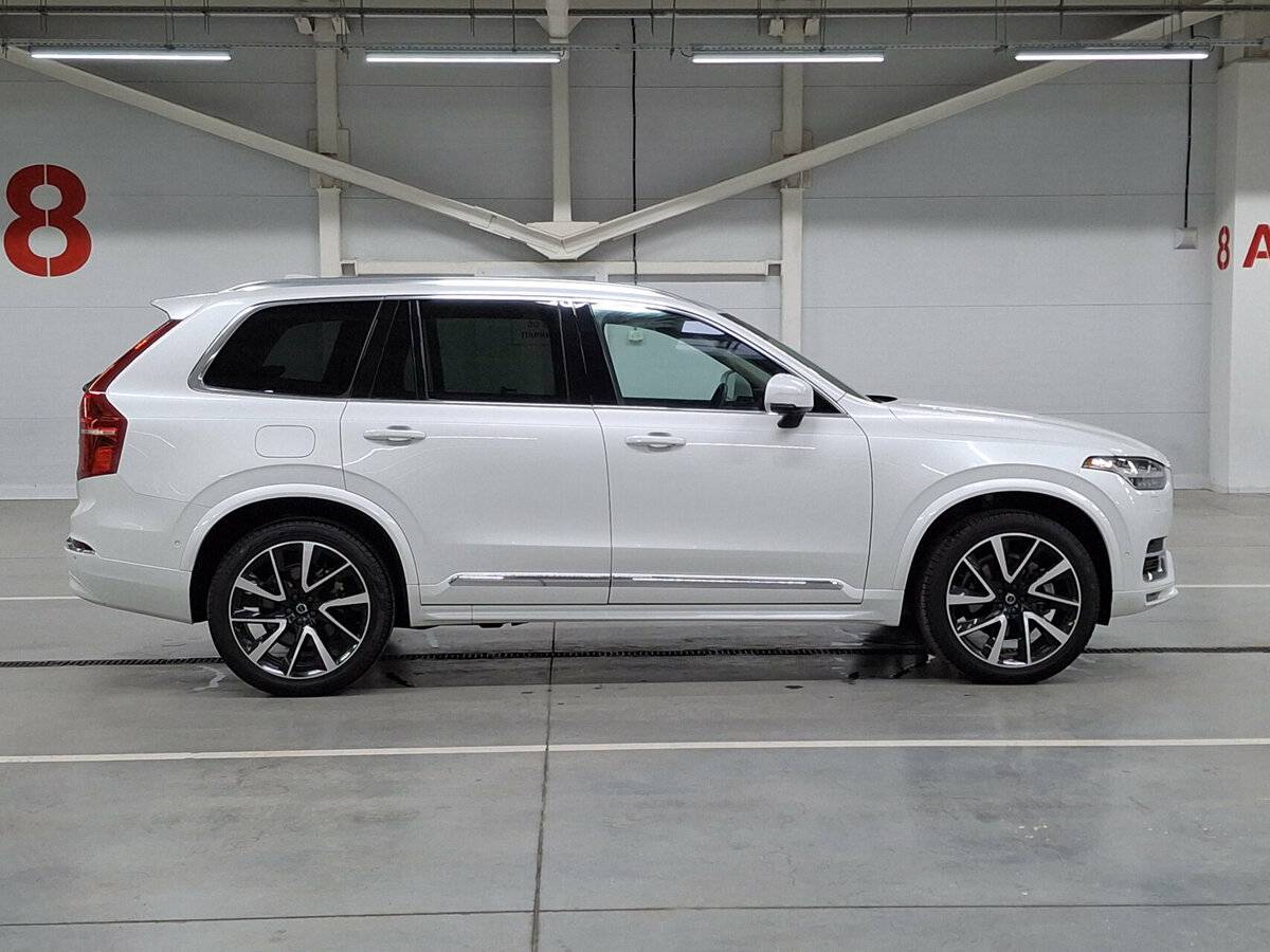 Купить Volvo XC90 II Рестайлинг 1, 2023, 9 834 км, фото №4