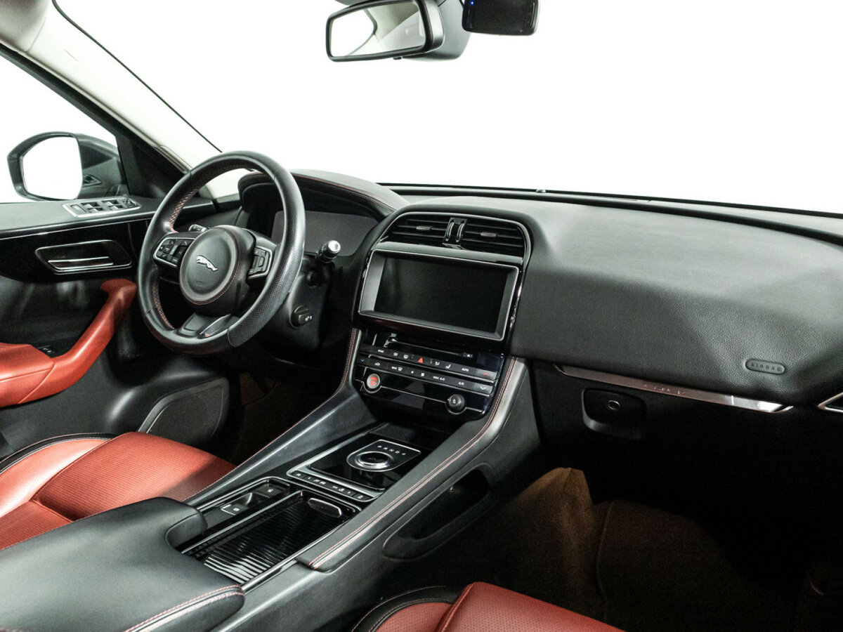 Купить Jaguar F-Pace I, 2017, 37 392 км, фото №9