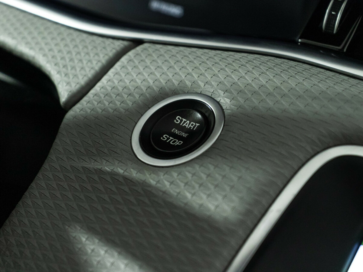 Купить Land Rover Range Rover Evoque II, 2019, 70 627 км, фото №17