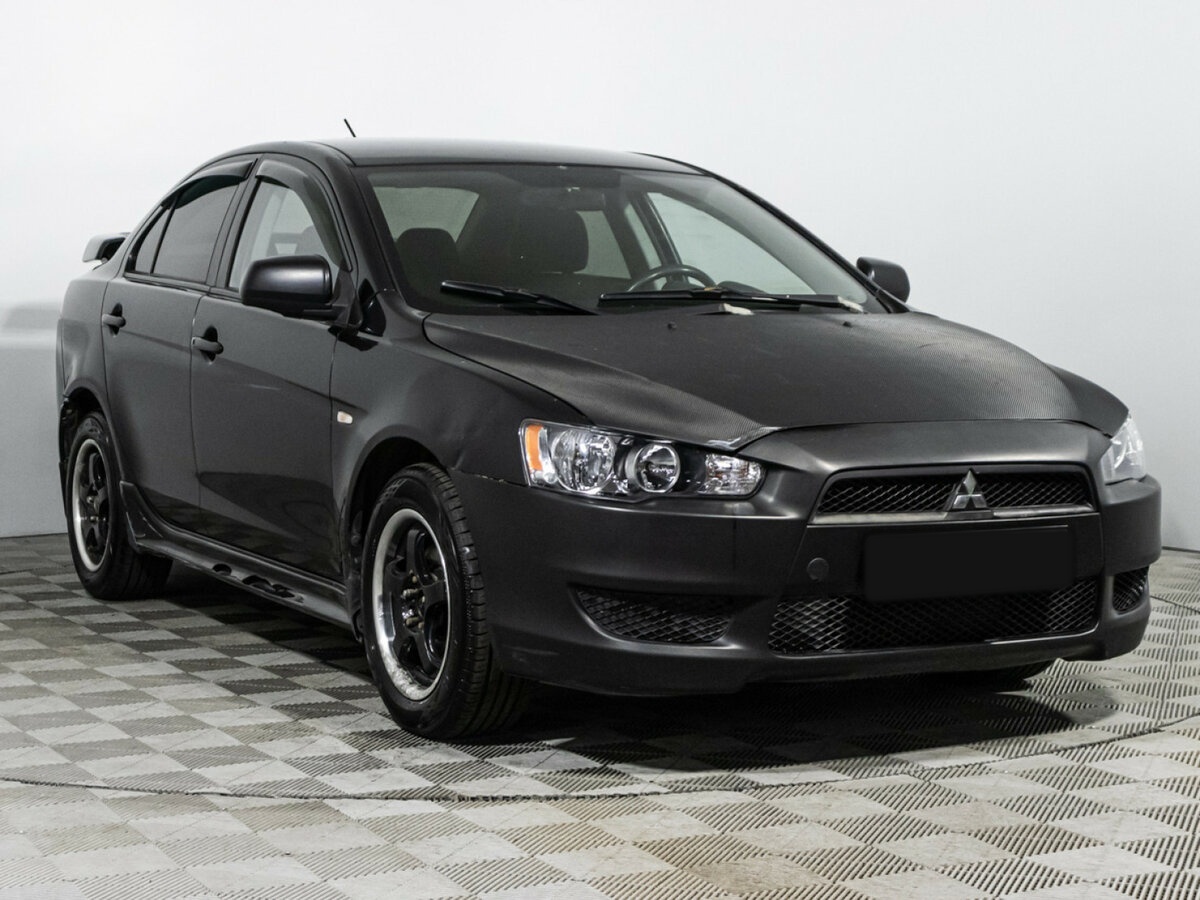 Mitsubishi Lancer