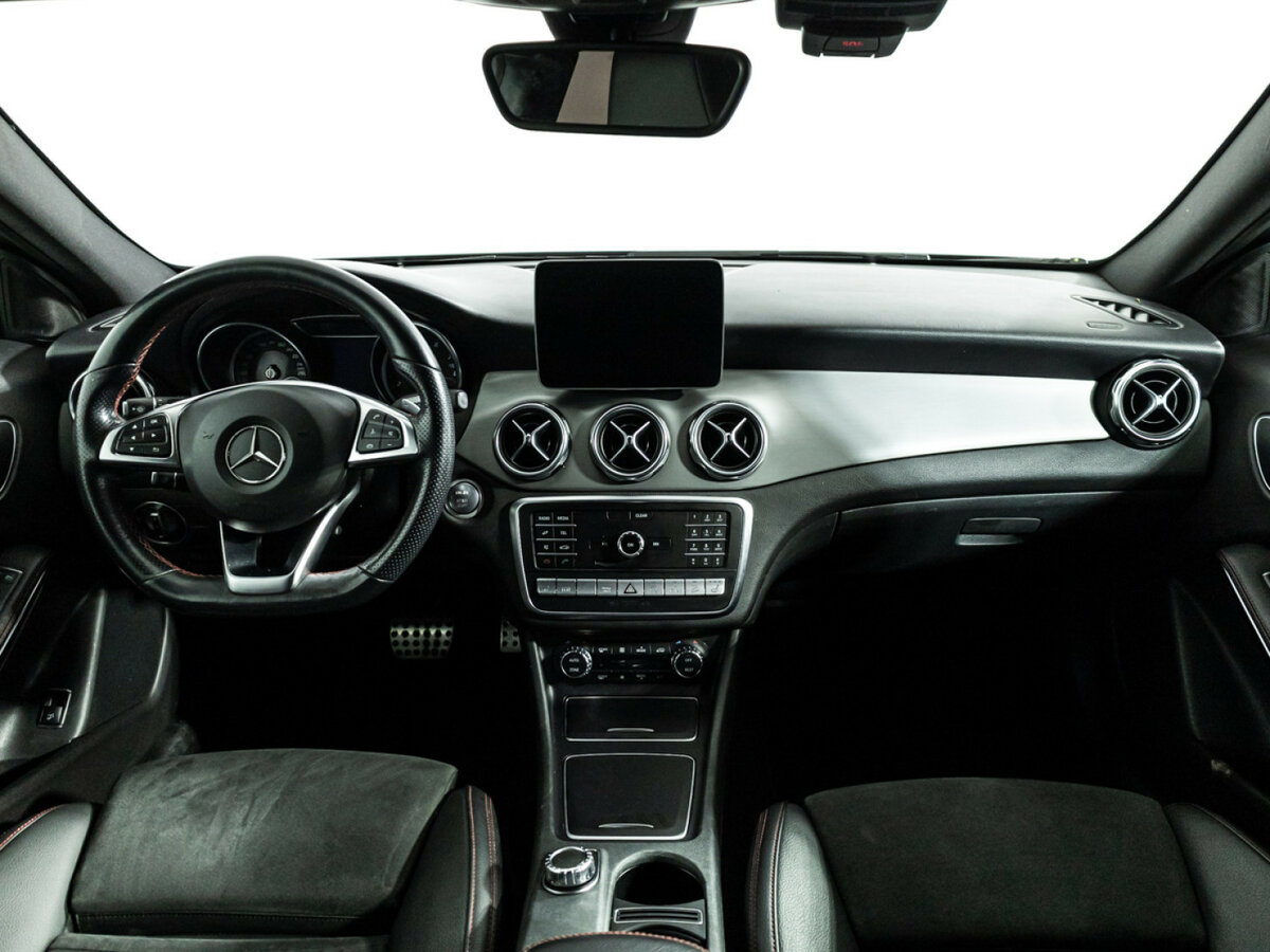 Купить Mercedes-Benz GLA 250 I (X156) Рестайлинг, 2019, 125 406 км, фото №13