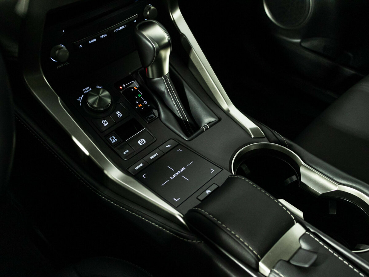 Купить Lexus NX 200 I Рестайлинг, 2019, 22 287 км, фото №17