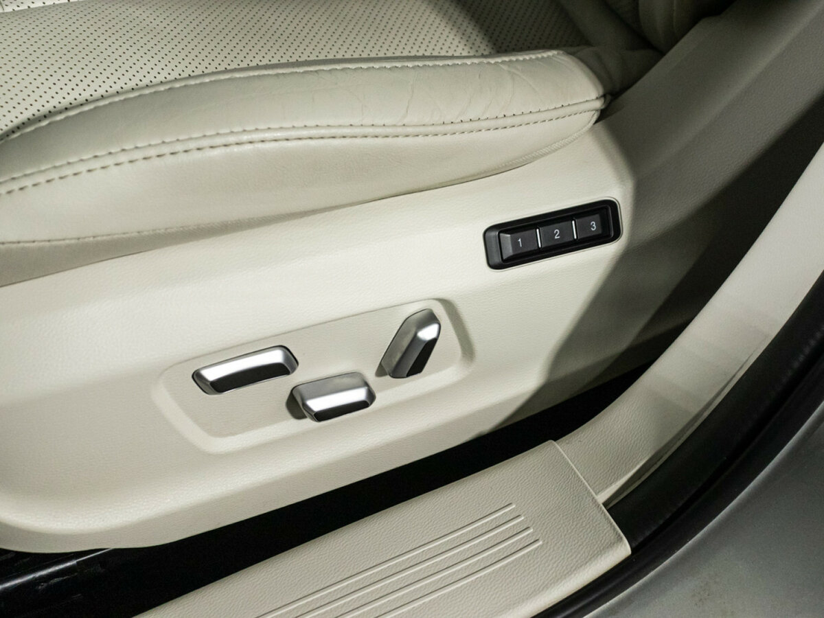 Купить Hongqi H5 I, 2022, 44 716 км, фото №16