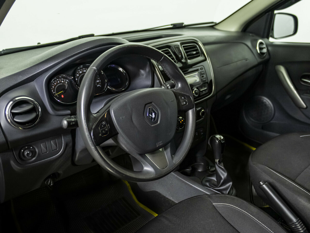 Купить Renault Sandero Stepway II, 2015, 50 874 км, фото №10