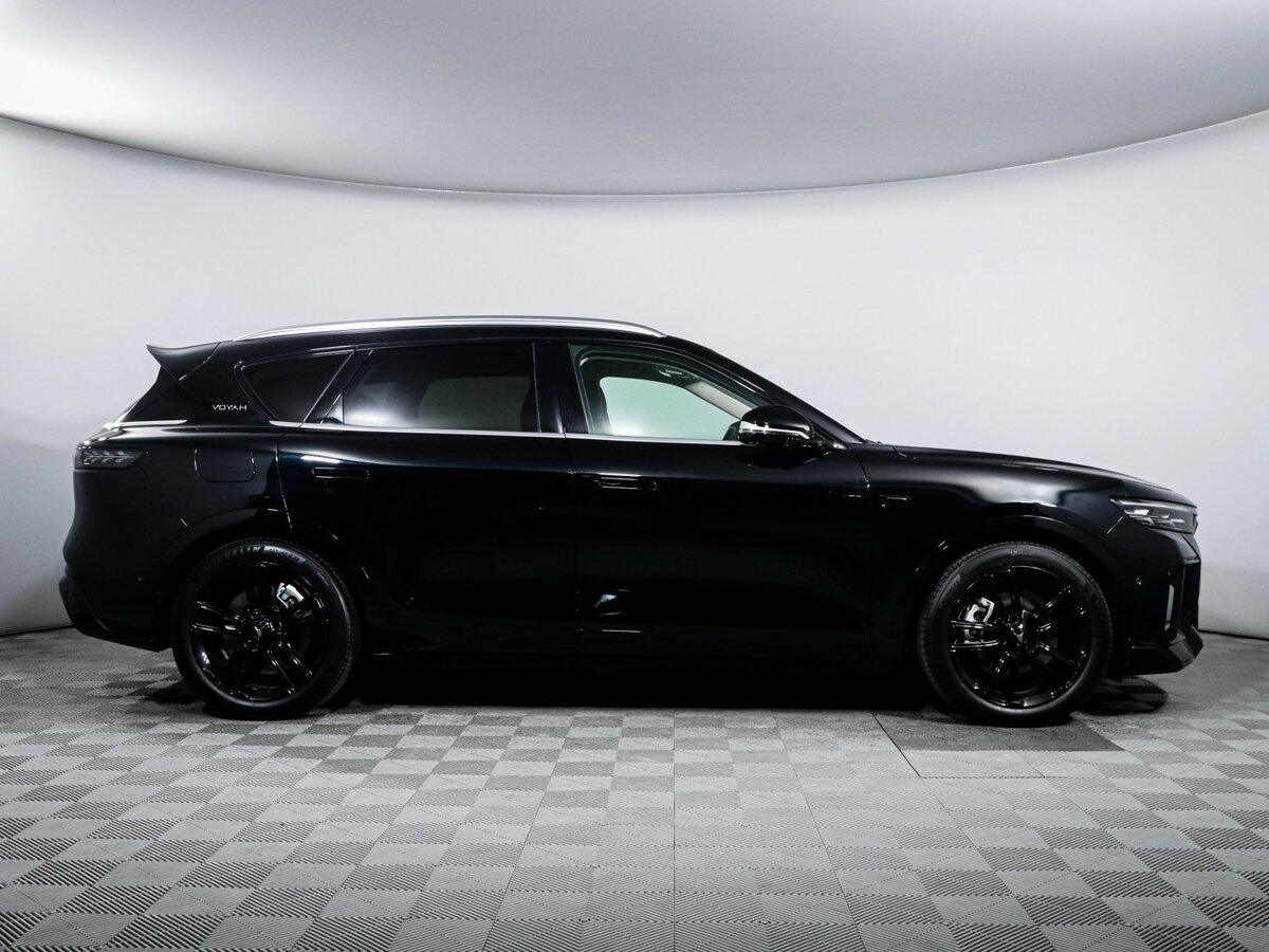 Купить Voyah Free I Рестайлинг, 2023, 17 224 км, фото №4