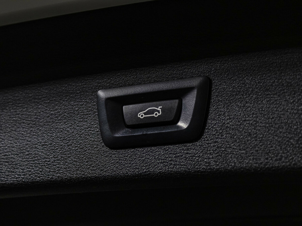 Купить BMW X1 20i xDrive II (F48), 2016, 109 000 км, фото №16