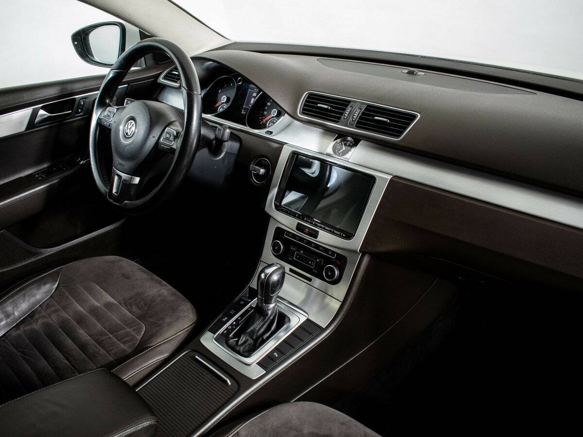 Купить Volkswagen Passat B7, 2011, 228 192 км, фото №10