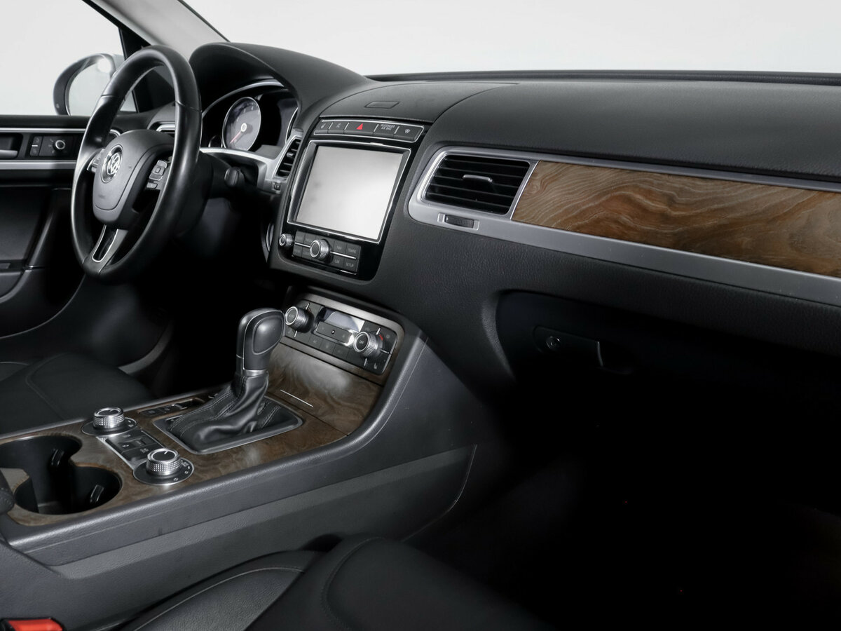 Купить Volkswagen Touareg II Рестайлинг, 2016, 67 000 км, фото №9