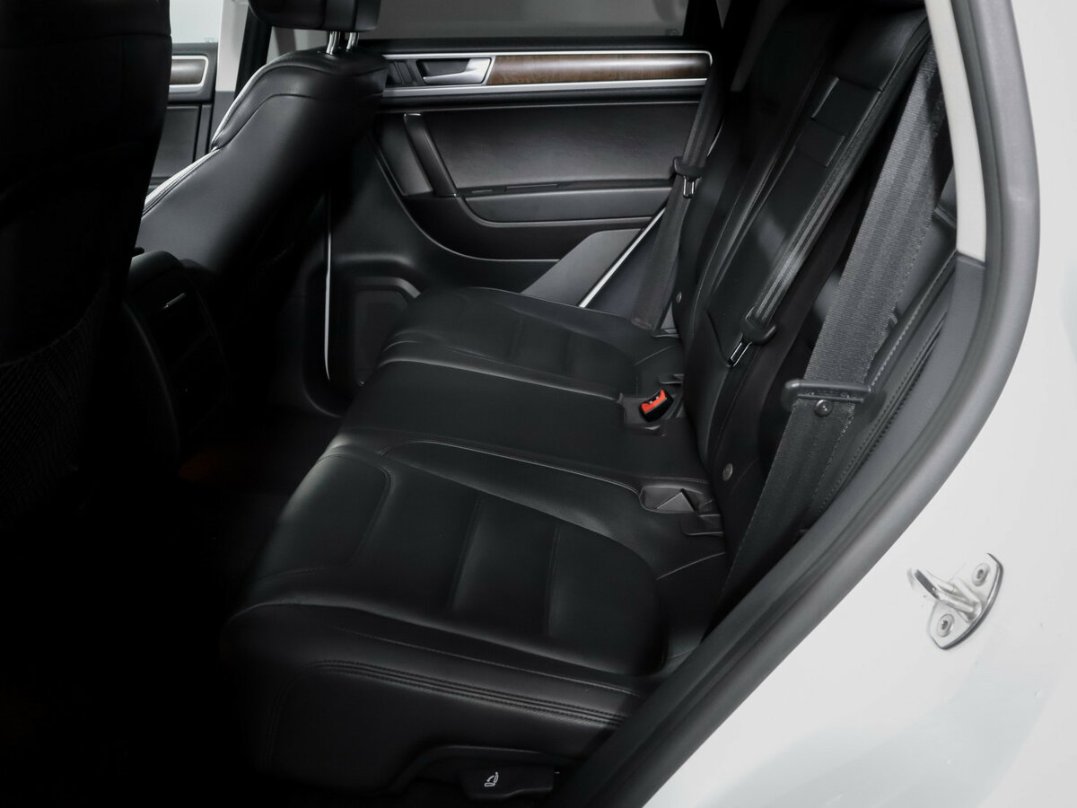 Купить Volkswagen Touareg II Рестайлинг, 2016, 67 000 км, фото №10
