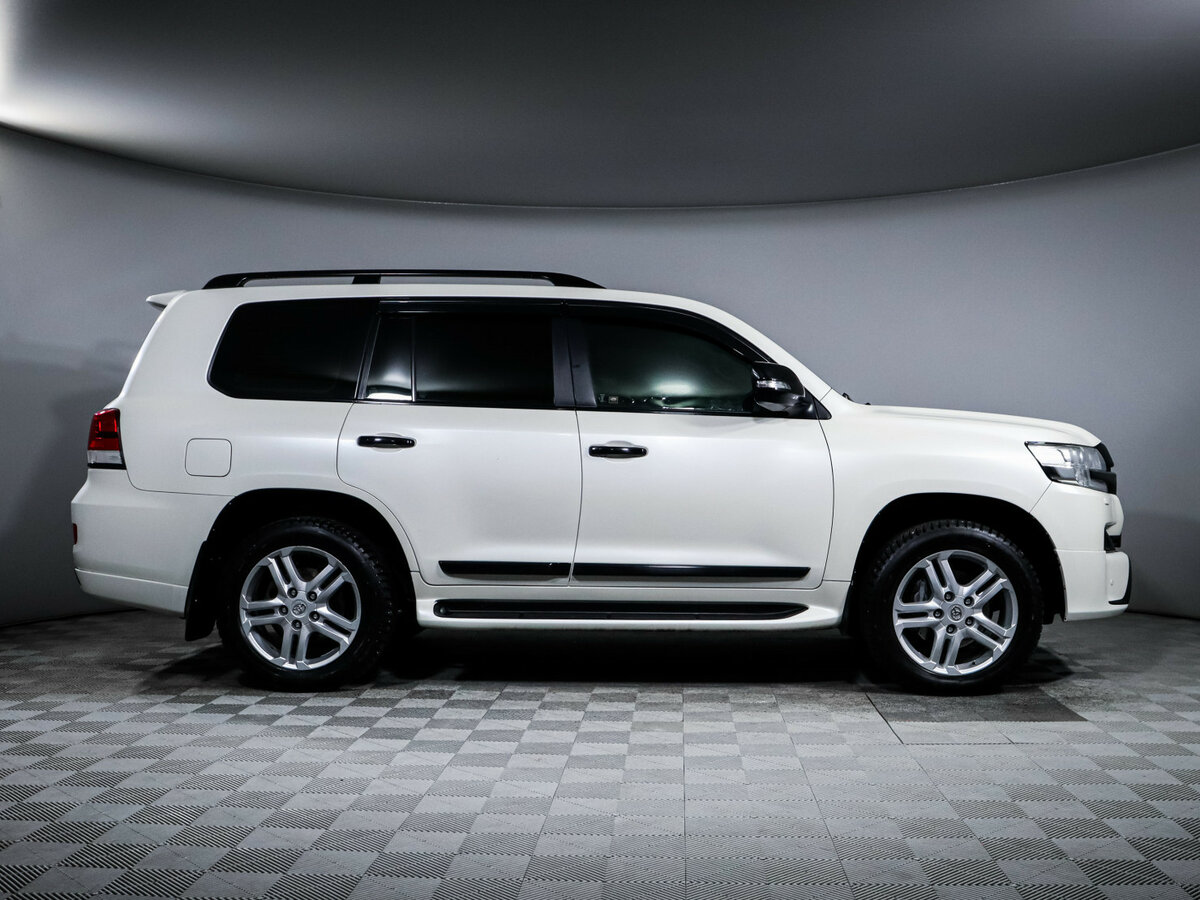 Купить Toyota Land Cruiser 200 Series Рестайлинг 2, 2018, 159 811 км, фото №4