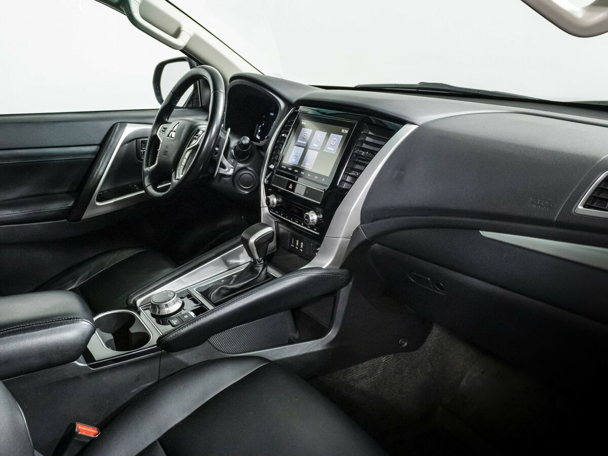 Купить Mitsubishi Montero Sport III Рестайлинг, 2022, 103 795 км, фото №7