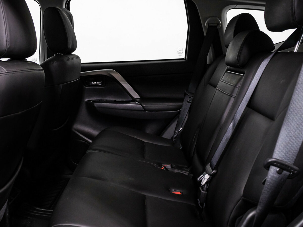 Купить Mitsubishi Montero Sport III Рестайлинг, 2021, 5 746 км, фото №11