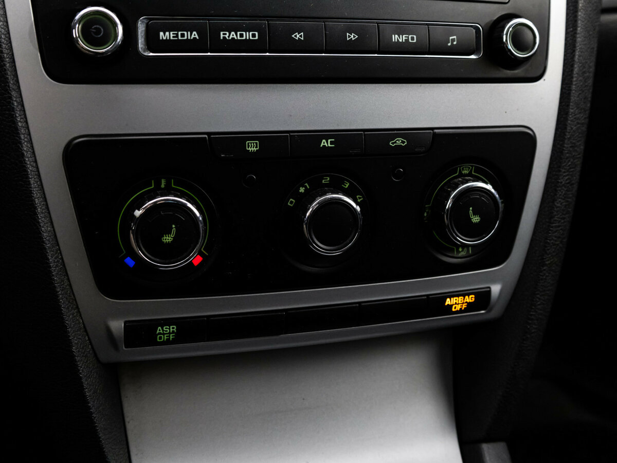 Купить Skoda Octavia II (A5) Рестайлинг, 2011, 193 427 км, фото №11