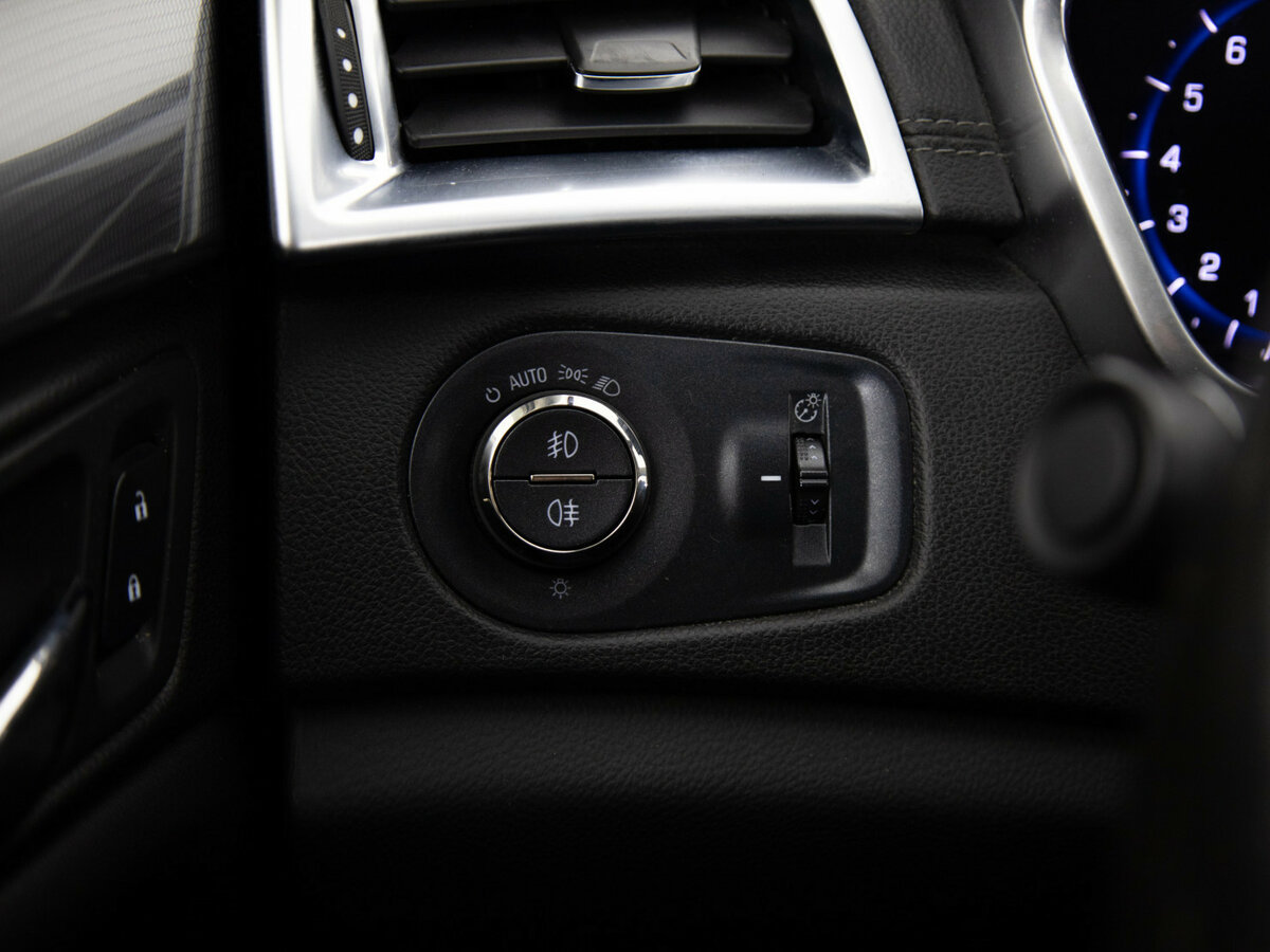 Купить Cadillac SRX II Рестайлинг, 2013, 228 571 км, фото №11