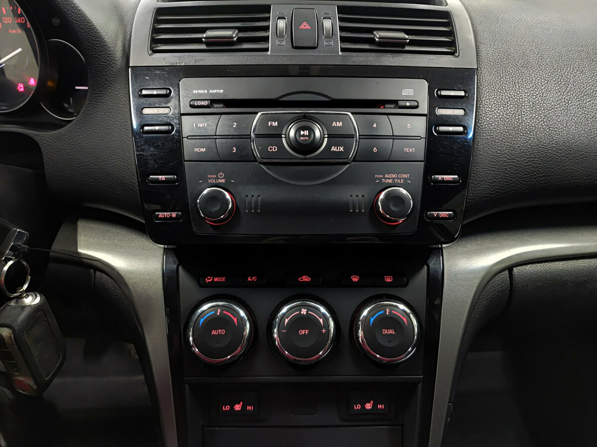 Купить Mazda 6 II (GH) Рестайлинг, 2010, 395 324 км, фото №15