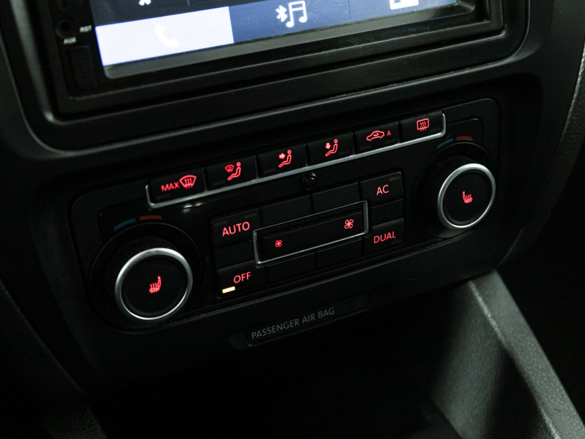 Купить Volkswagen Jetta VI, 2011, 237 749 км, фото №16