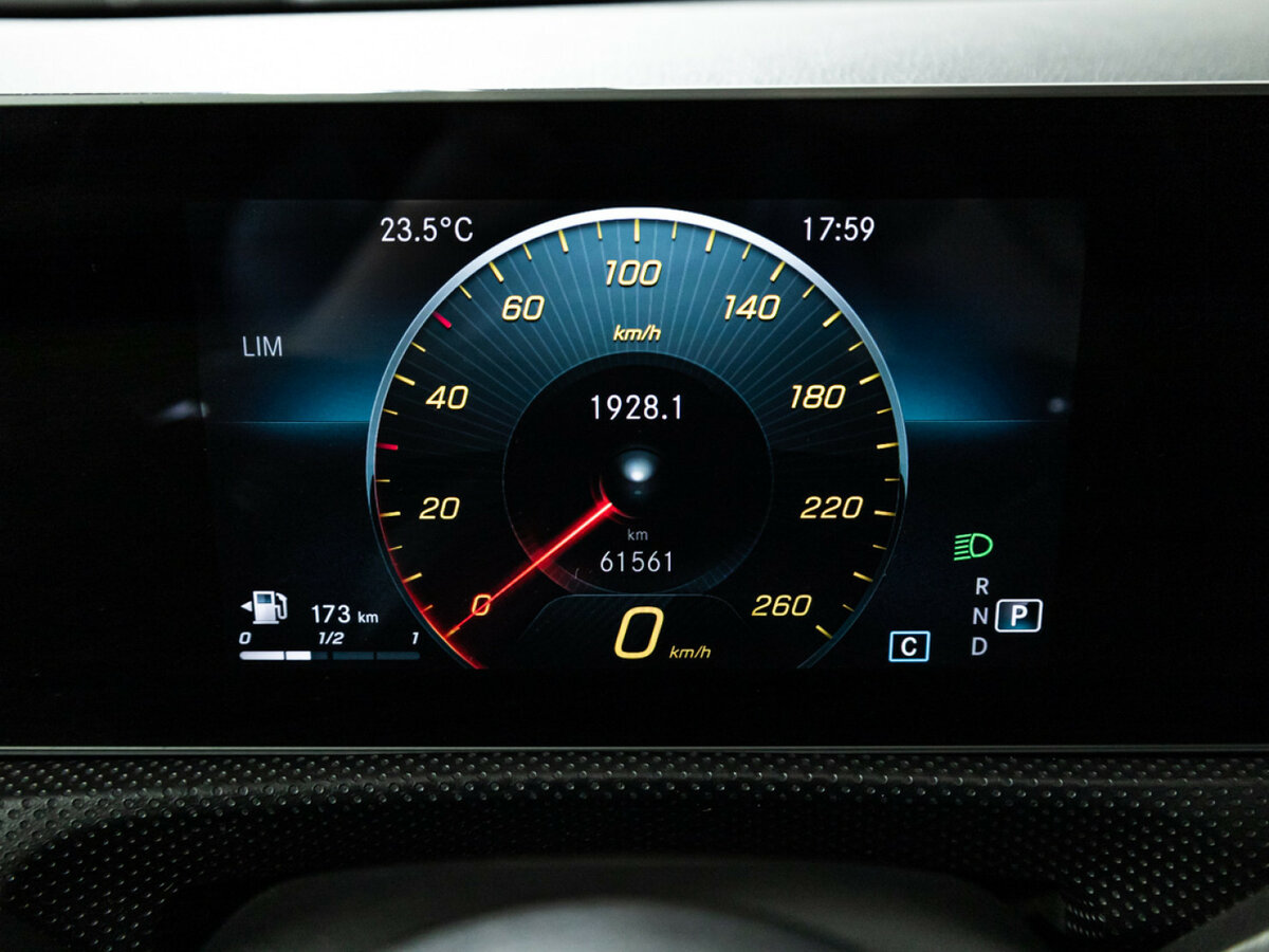 Купить Mercedes-Benz A-Класс 200 IV (W177), 2019, 60 000 км, фото №12