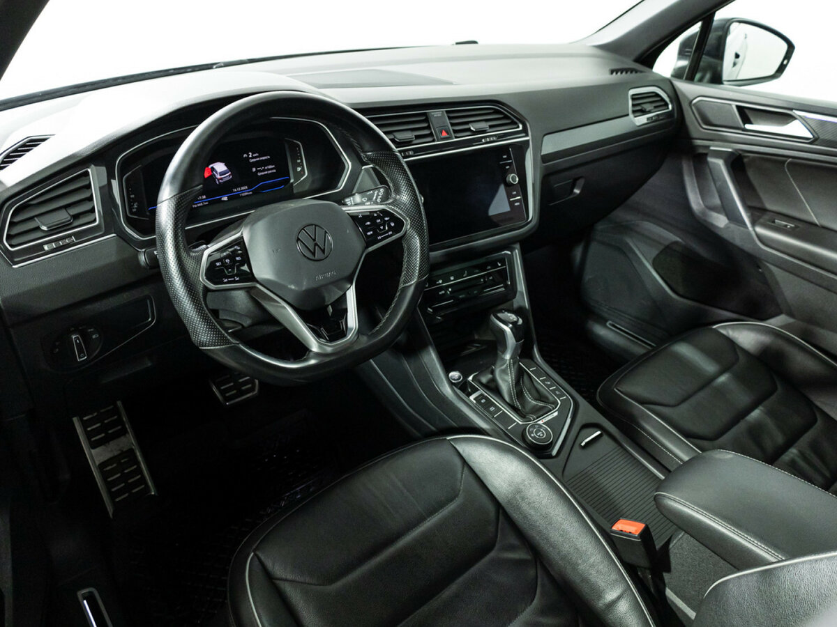 Купить Volkswagen Tiguan II Рестайлинг, 2020, 110 372 км, фото №11